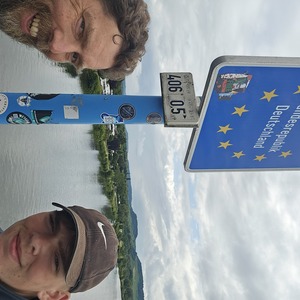 That is how you write a border sign. Thank you Bundesrepublik.