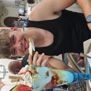 The cream is obligatory in Germany