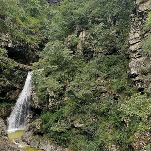 Waterfall (well fed)