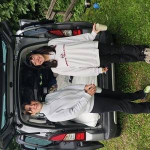 Alice and Lea - the scary ones