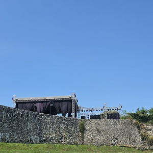 The sound is looming