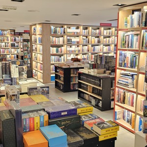 Entirely English (!) book shop in Skopje